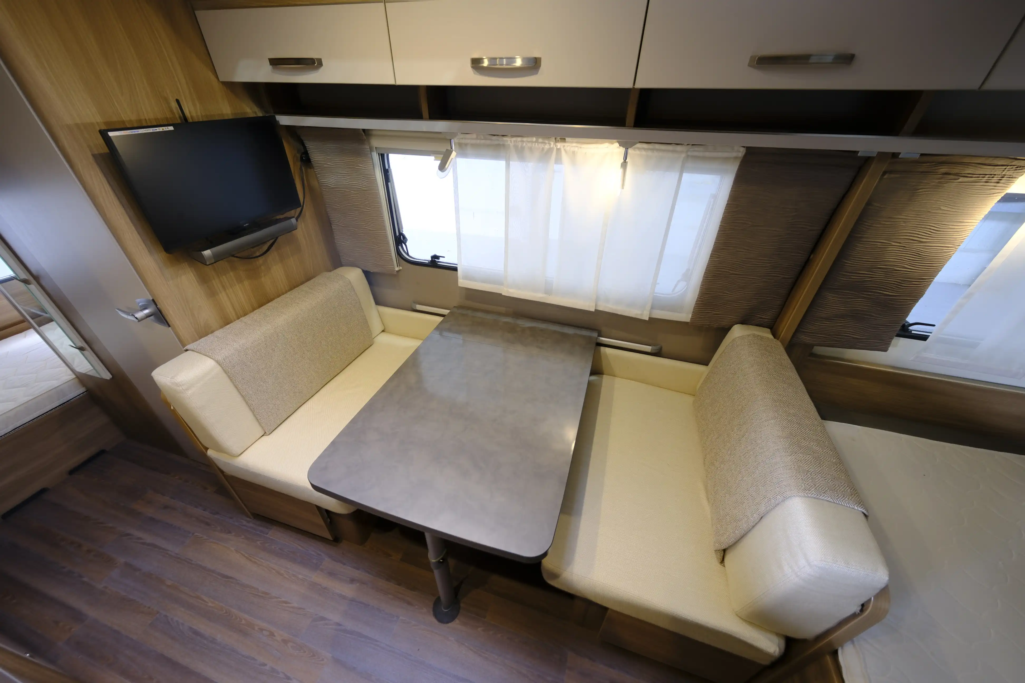 BUERSTNER Premio 495 TK