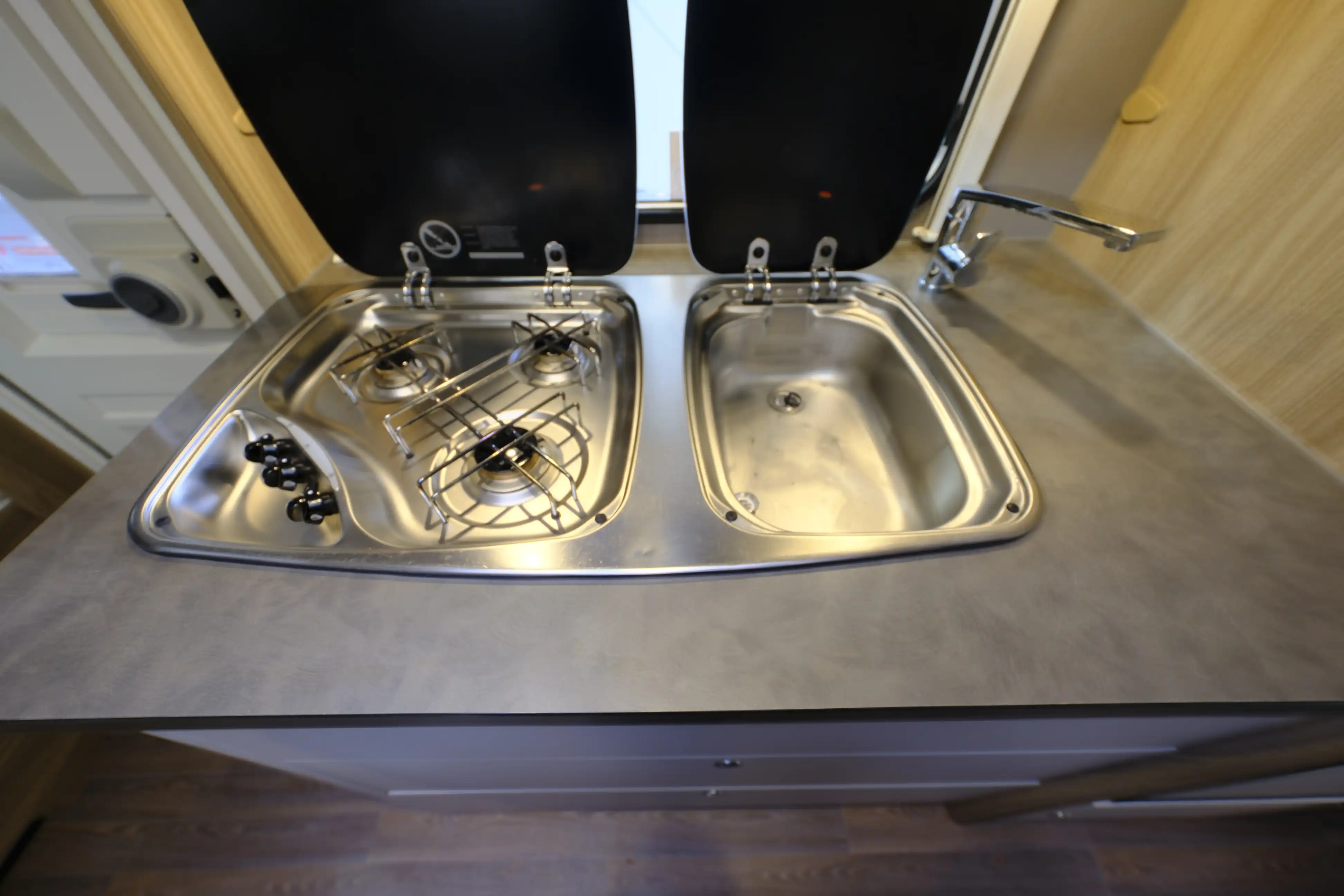 BUERSTNER Premio 495 TK