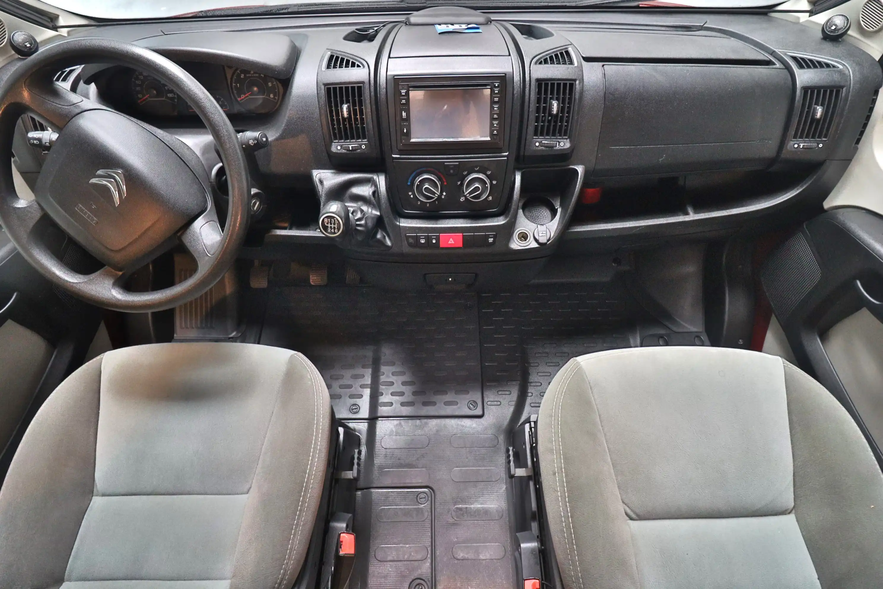 CLEVER Van 600