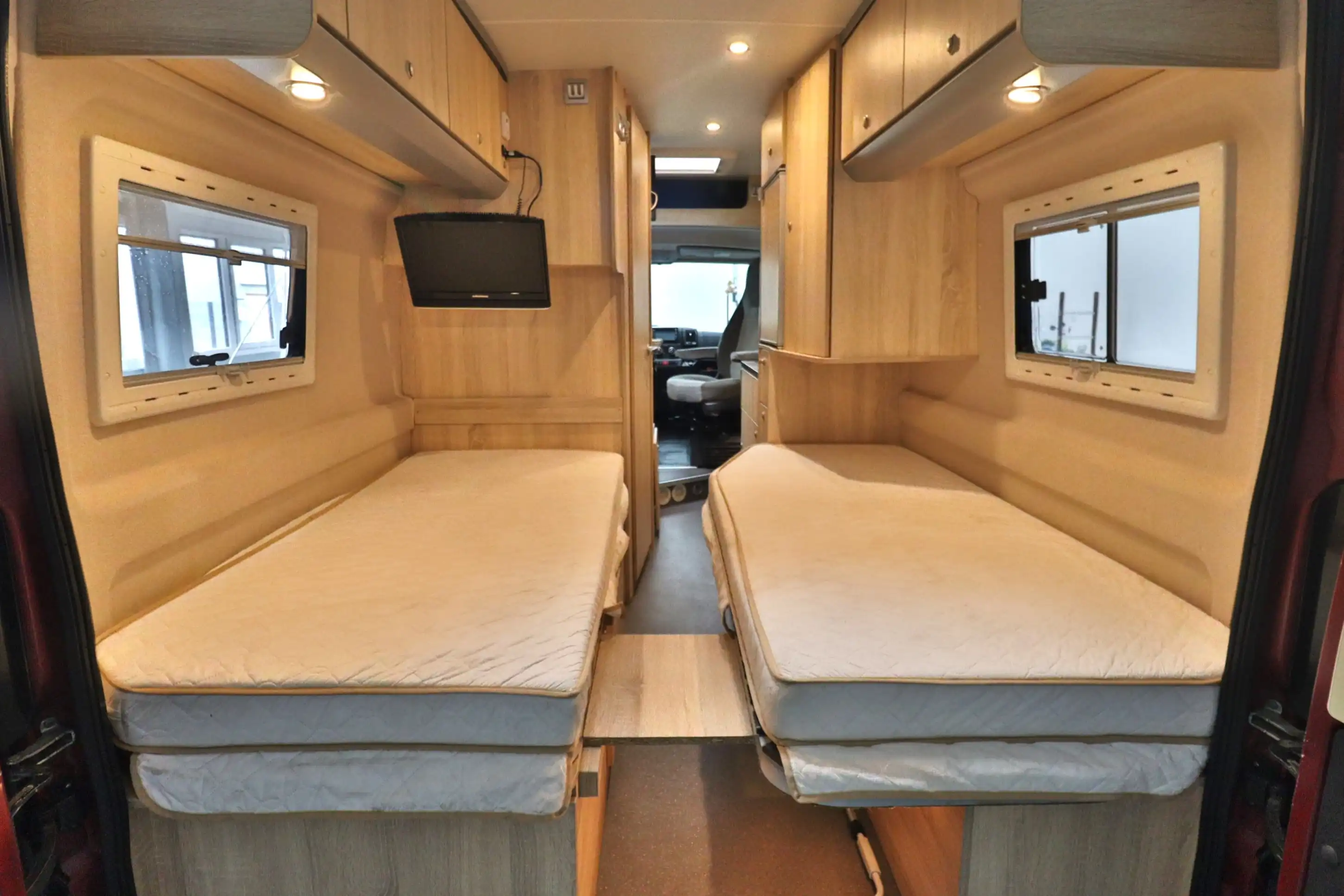 CLEVER Van 600