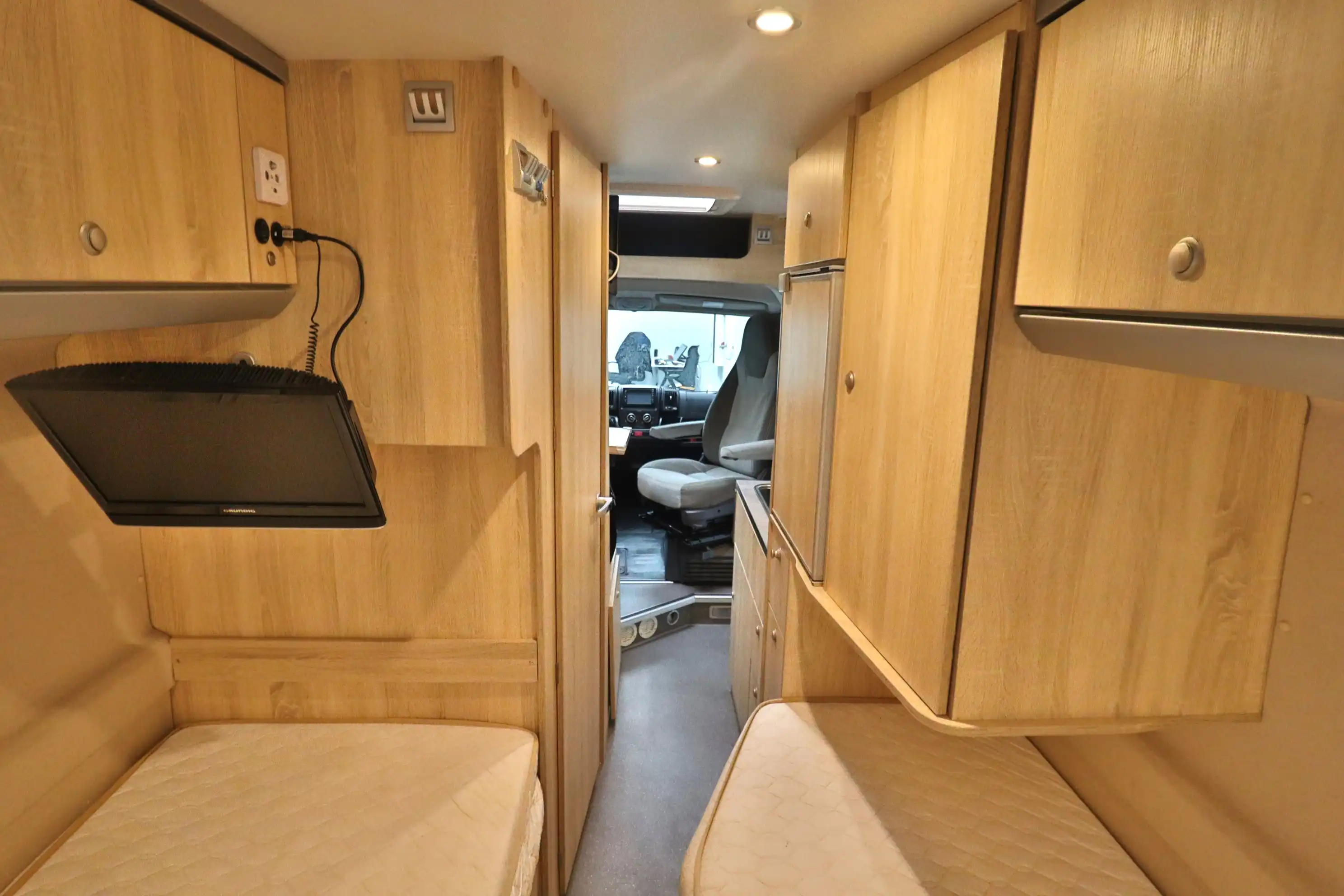 CLEVER Van 600