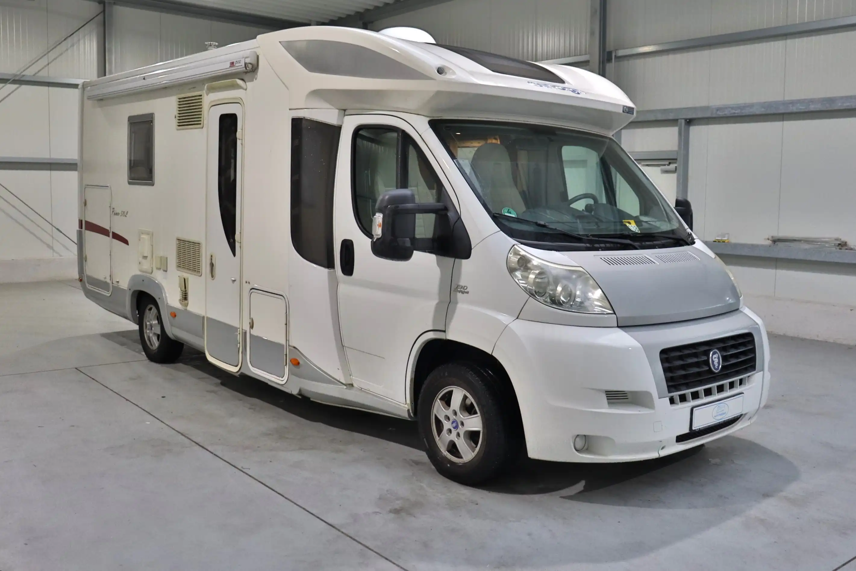 ELNAGH Prince 570 L Wohnmobil gebraucht kaufen