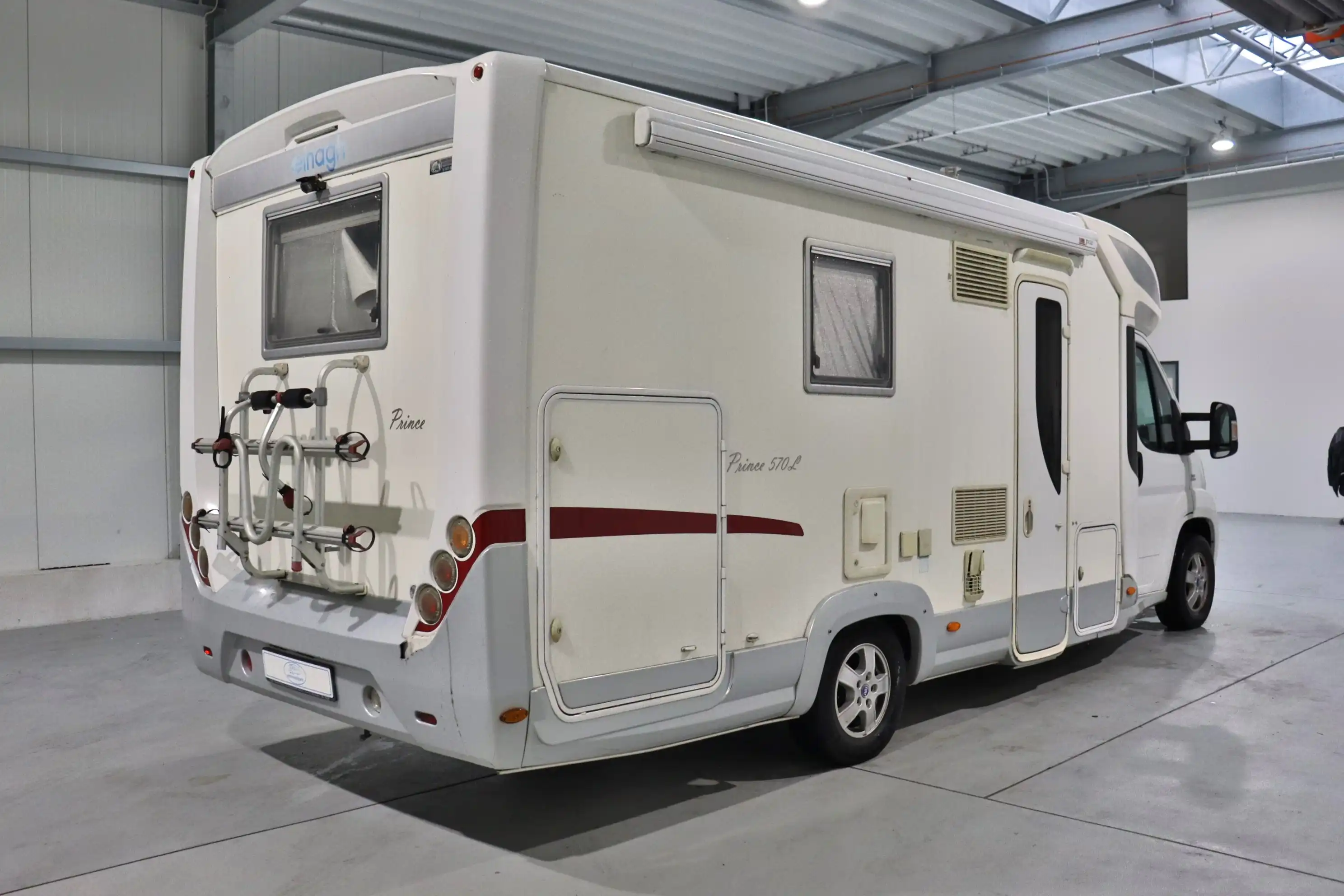ELNAGH Prince 570 L
