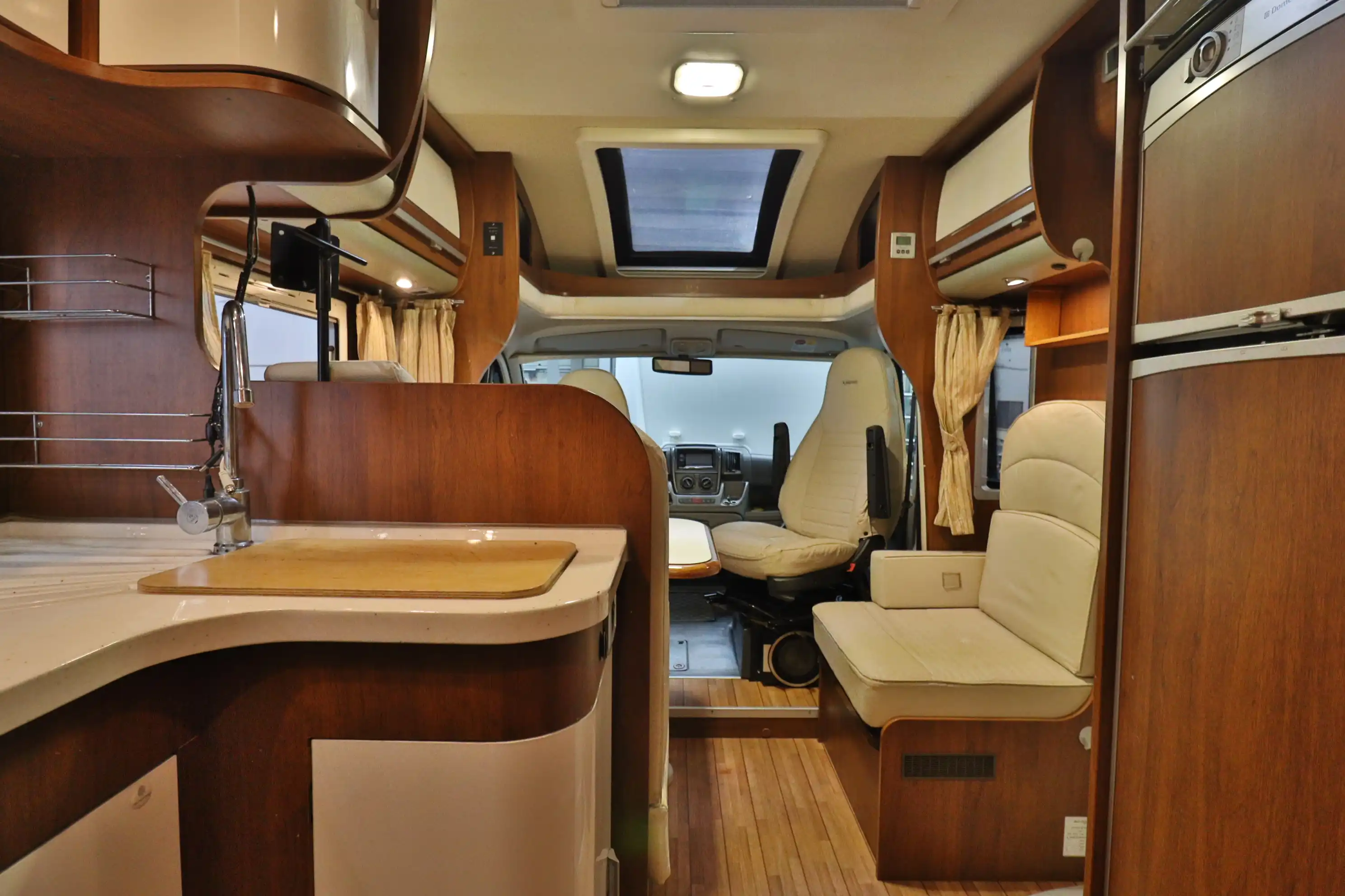 ELNAGH Prince 570 L
