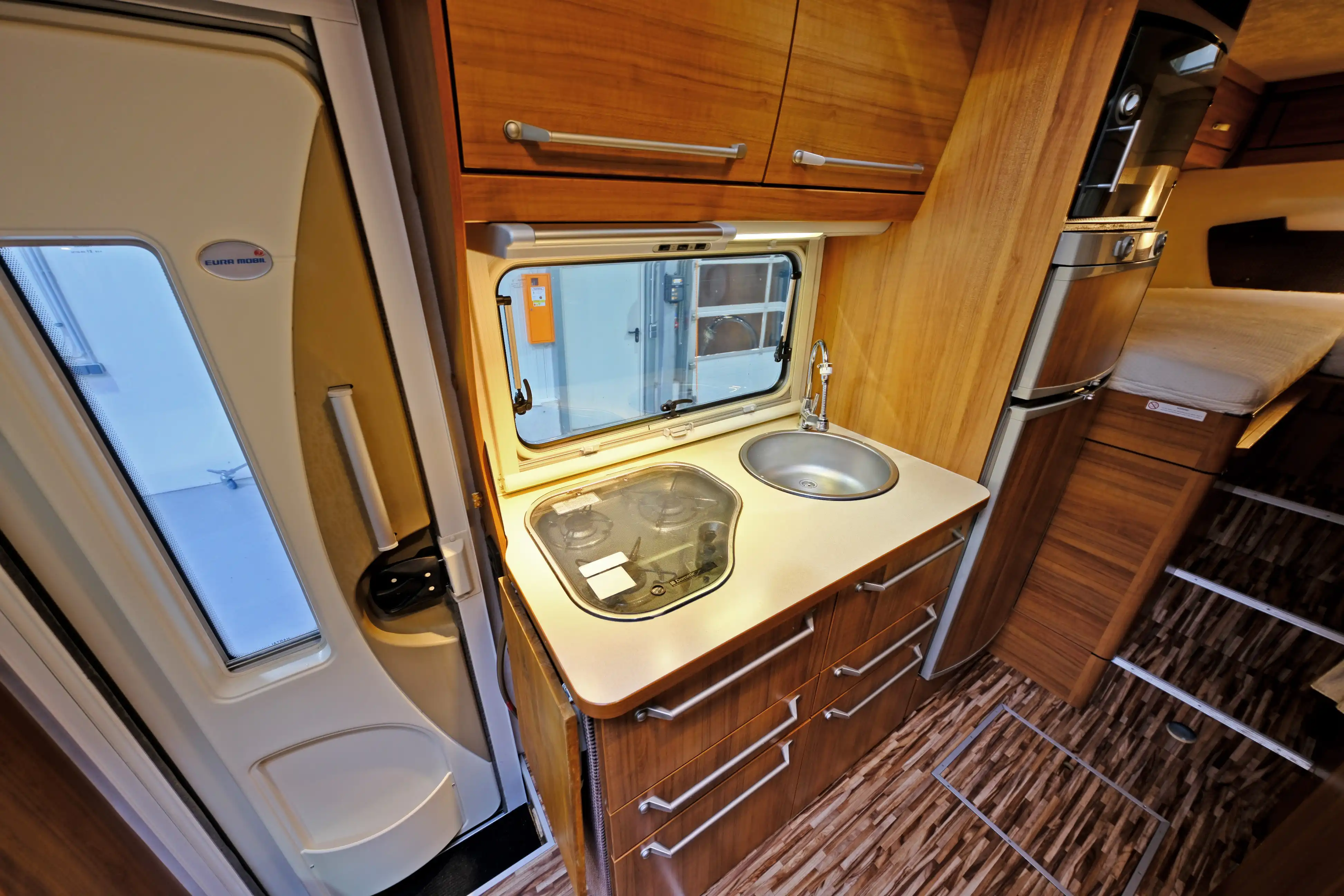 EURAMOBIL T 700 EB 