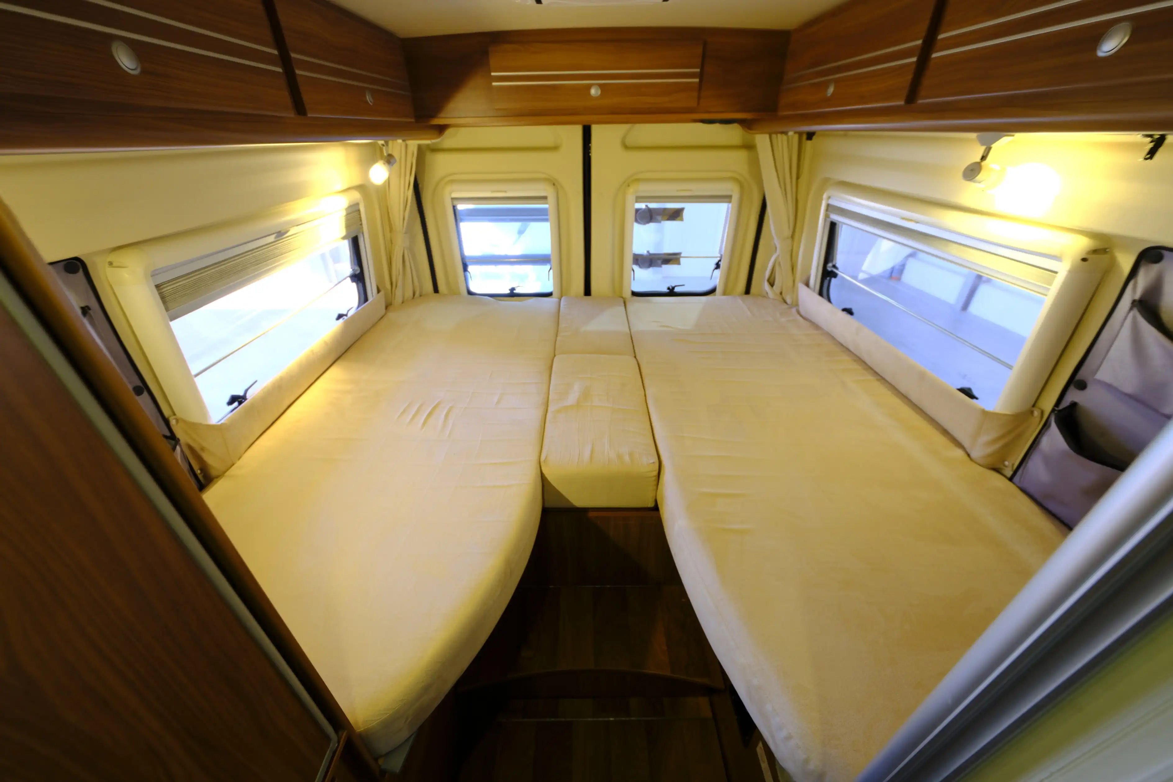 GLOBECAR Campscout