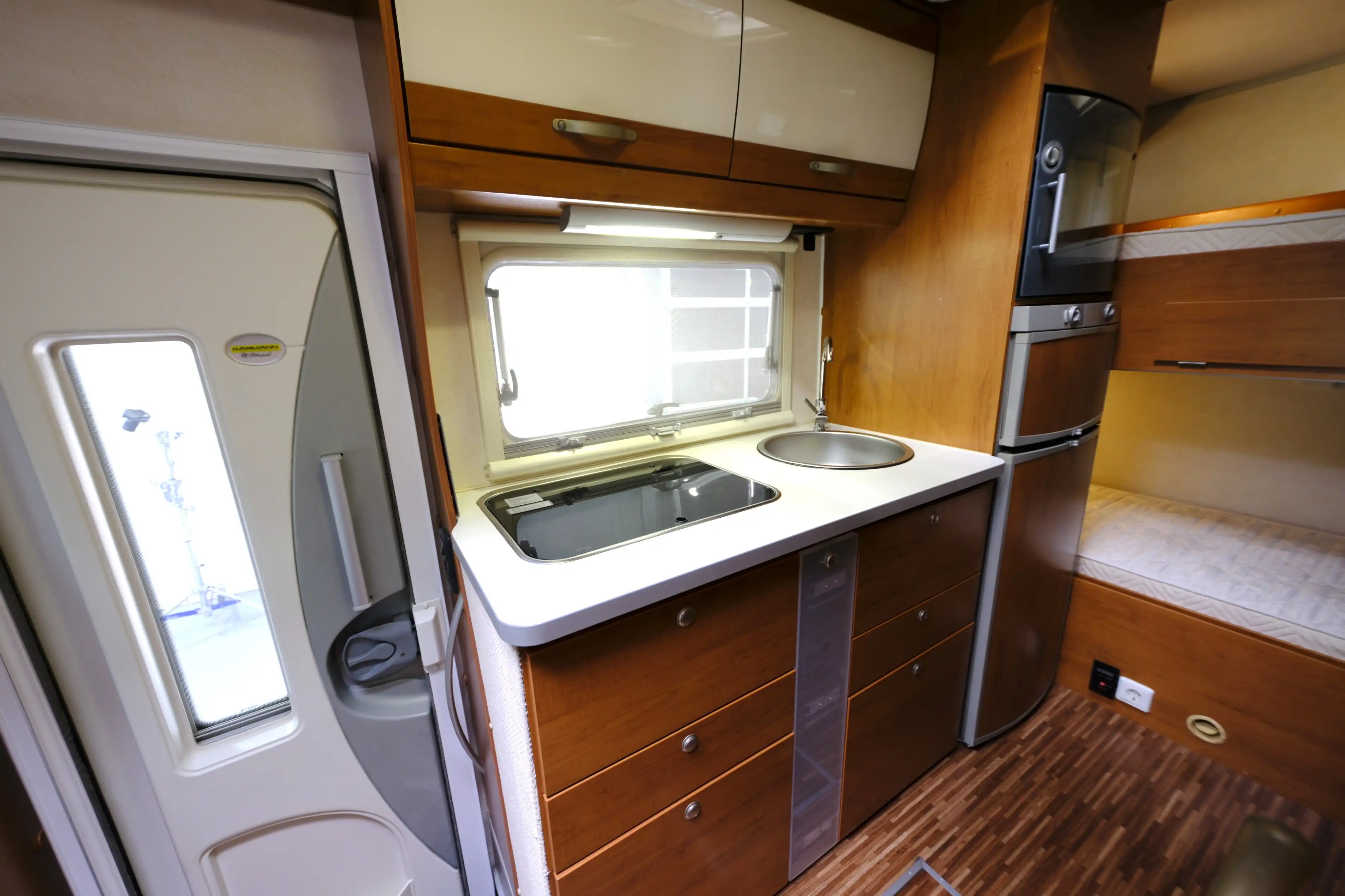 KARMANN Ontario 670 VB
