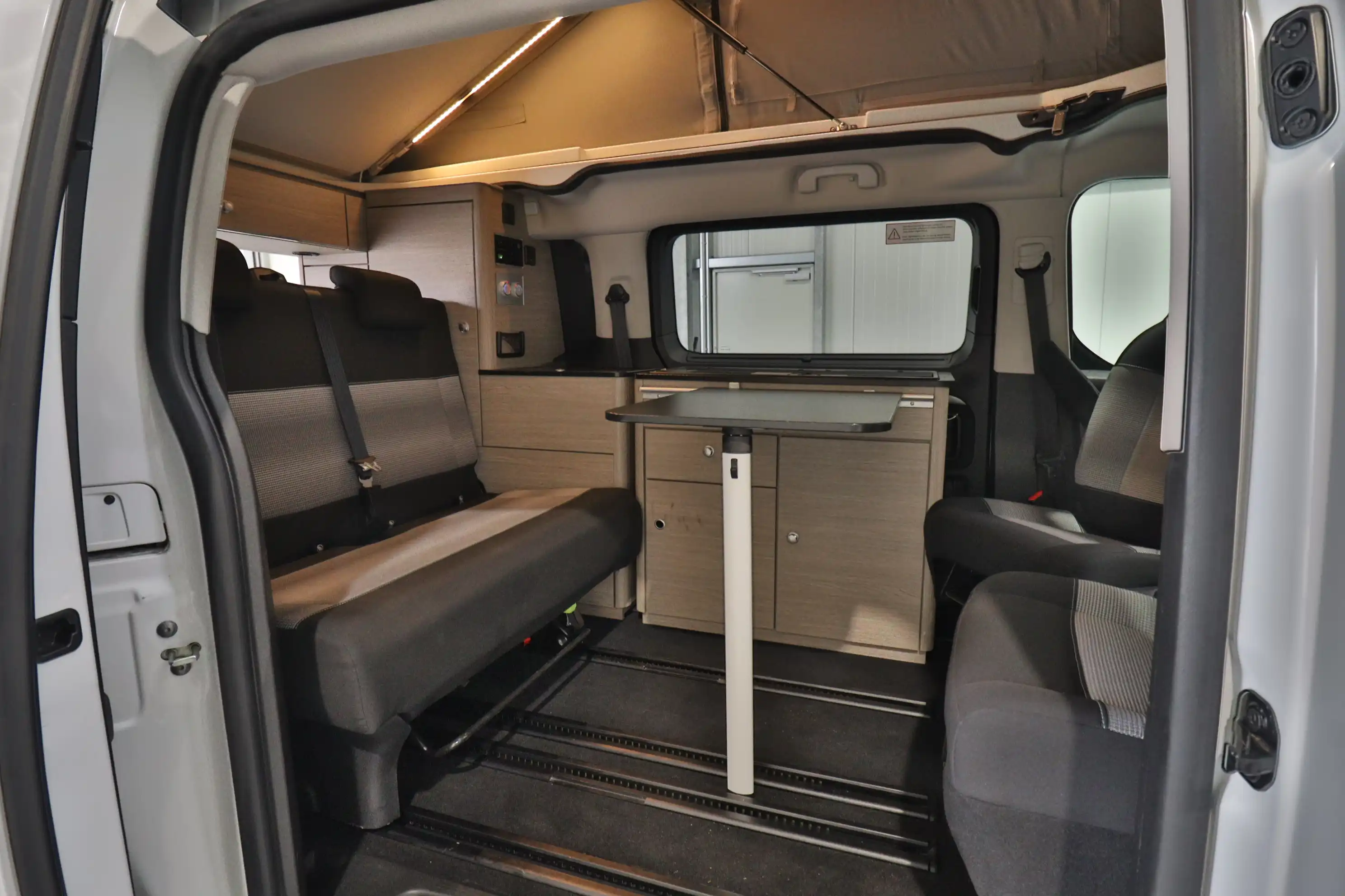 POESSL Campster
