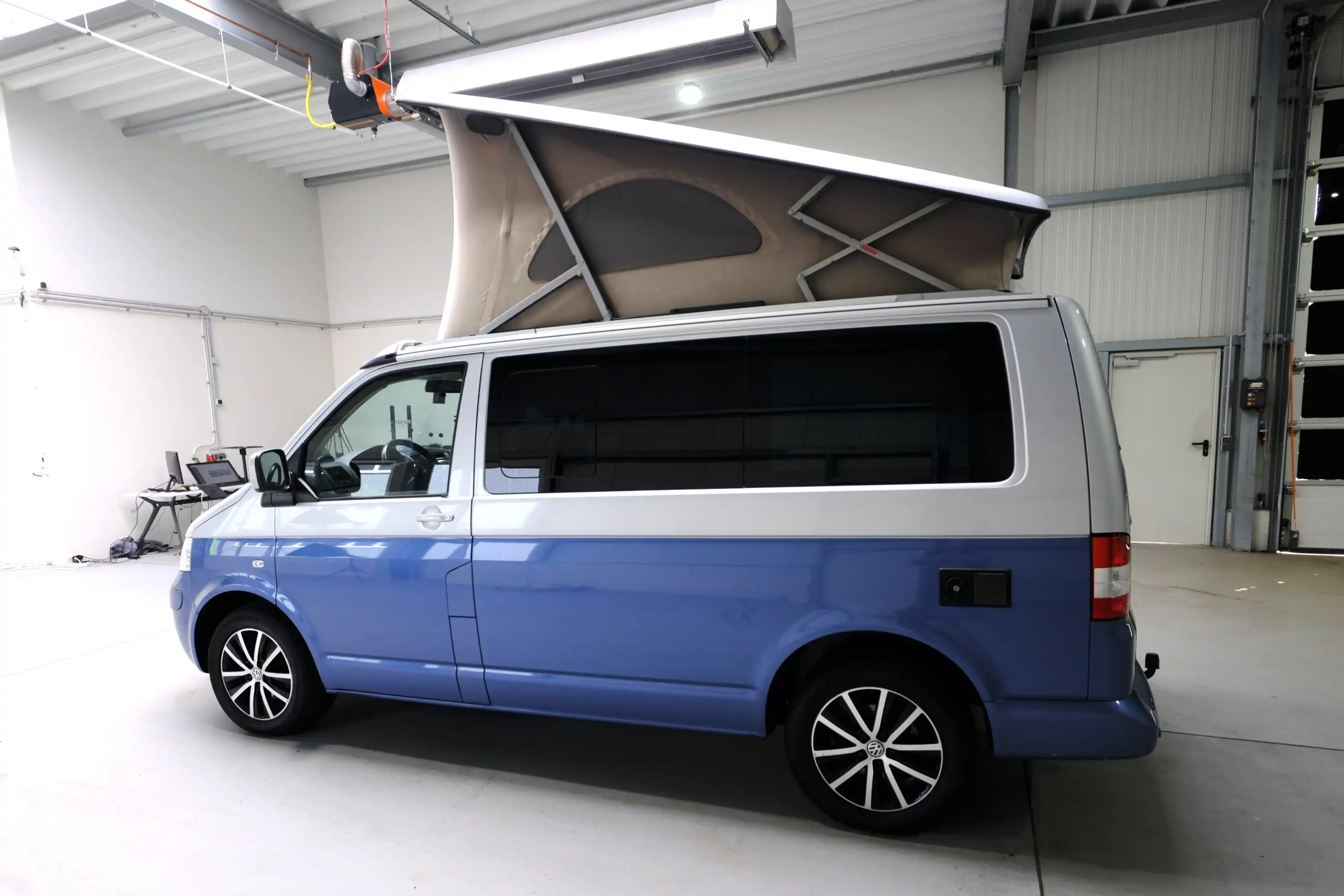 VOLKSWAGEN California